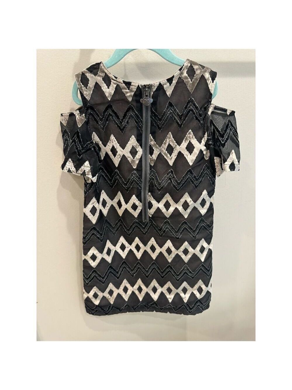 Appaman Girls Size 8 Black Chevron Cold Shoulder Party Dress - Picture 2 of 4